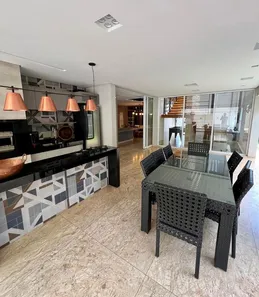 Casa de Condomínio com 4 Quartos à venda, 300m² no Jardins Valência, Goiânia