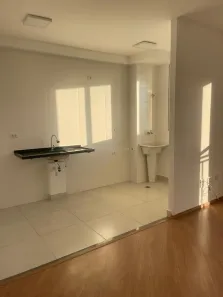 Apartamento com 2 Quartos para alugar, 55m² no Jardim Santa Rosa, Maringá