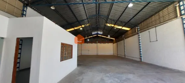 Galpão/Depósito/Armazém para alugar, 395m² no Boa Esperança, Santa Luzia