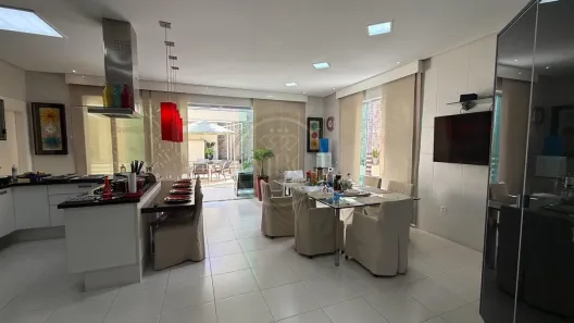Casa de Condomínio com 5 Quartos à venda, 500m² no Adrianópolis, Manaus