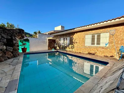 Casa com 4 Quartos à venda, 140m² no Guaiúba, Guarujá