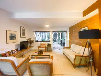 Casa com 4 Quartos à venda, 218m² no Humaitá, Rio de Janeiro