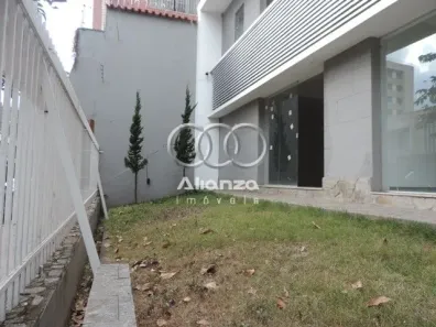 Casa com 1 Quarto para alugar, 123m² no Serra, Belo Horizonte
