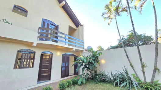 Sobrado com 4 Quartos para venda ou aluguel, 300m² no Dom Feliciano, Gravataí