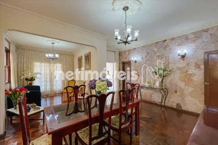 Casa com 5 Quartos à venda, 400m² no São Lucas, Belo Horizonte