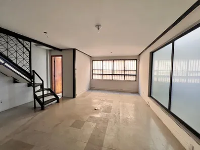 Prédio Comercial com 23 Quartos para alugar, 630m² no Pituba, Salvador