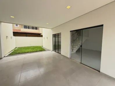 Sobrado com 3 Quartos à venda, 133m² no Plano Diretor Sul, Palmas