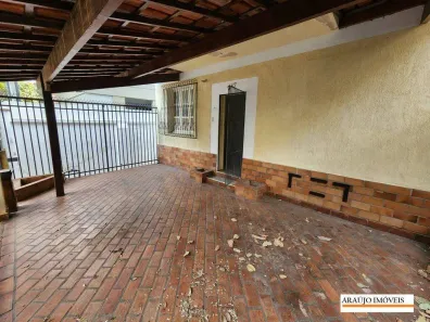 Imóvel Comercial com 2 Quartos para alugar, 80m² no Santo Antônio, Belo Horizonte