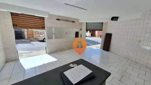 Ponto Comercial para alugar, 49m² no Santa Tereza, Belo Horizonte