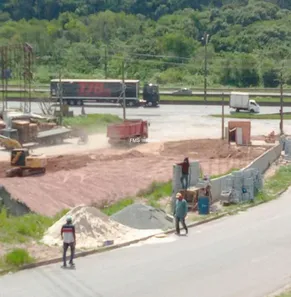 Galpão/Depósito/Armazém para venda ou aluguel, 800m² no Parque Paraíso, Itapecerica da Serra