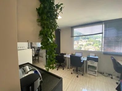 Sala Comercial à venda, 27m² no Santa Rosa, Niterói