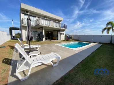 Casa de Condomínio com 4 Quartos à venda, 450m² no Riviera de Santa Cristina 13, Paranapanema