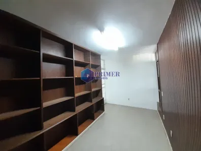 Casa com 3 Quartos para alugar, 275m² no Serra, Belo Horizonte