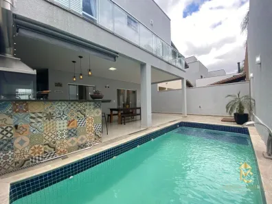 Casa de Condomínio com 3 Quartos à venda, 220m² no Chácara do Visconde, Taubaté
