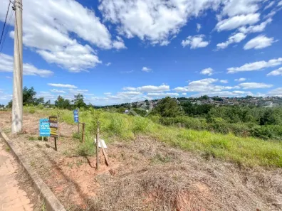 Lote/Terreno à venda, 305m² no 4 Colônias, Campo Bom
