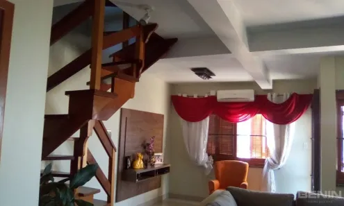 Sobrado com 3 Quartos à venda, 140m² no Centro, Nova Santa Rita