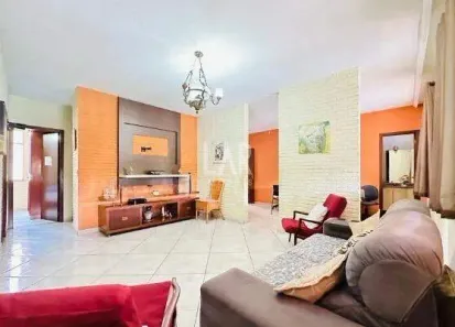 Casa com 4 Quartos à venda, 198m² no Copacabana, Belo Horizonte