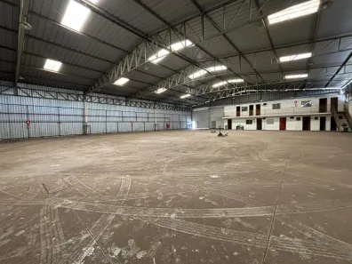 Galpão/Depósito/Armazém para alugar, 1200m² no Jardim Teresópolis, Betim