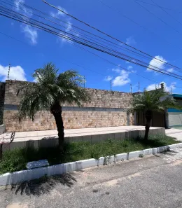 Sobrado com 4 Quartos à venda, 450m² no Capim Macio, Natal