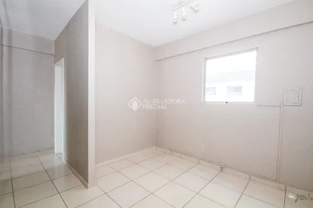 Sala Comercial para alugar, 56m² no Centro, Canoas
