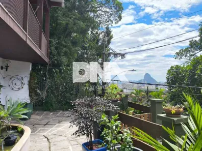 Casa com 4 Quartos à venda, 220m² no Humaitá, Rio de Janeiro