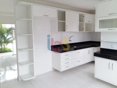 Apartamento com 3 Quartos à venda, 95m² no Porto Seguro, Porto Seguro