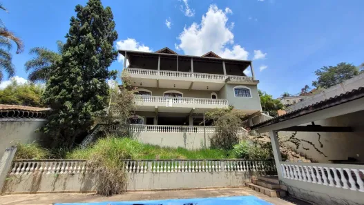 Casas à venda em Embu das Artes, SP - Viva Real