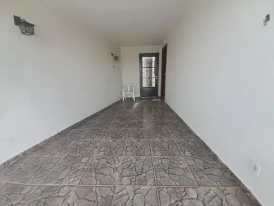 Casa com 3 Quartos à venda, 127m² no Vila Yamada, Araraquara