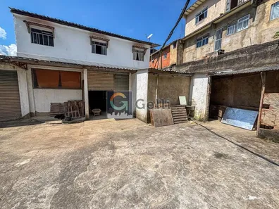 Galpão/Depósito/Armazém para alugar, 339m² no Quarteirão Brasileiro, Petrópolis
