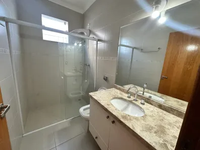 Casa de Condomínio com 4 Quartos para venda ou aluguel, 320m² no Quiririm, Taubaté