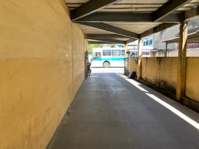Galpão/Depósito/Armazém com 3 Quartos para alugar, 149m² no Centro, Nova Iguaçu