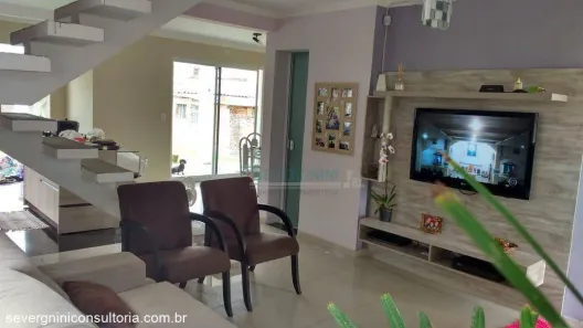 Sobrado com 3 Quartos à venda, 180m² no Vila Silveira Martins, Cachoeirinha
