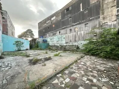 Galpão/Depósito/Armazém para alugar, 700m² no Águas Claras, Salvador