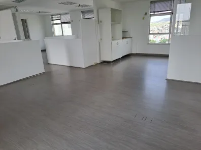 Ponto Comercial para alugar, 110m² no Santa Efigênia, Belo Horizonte