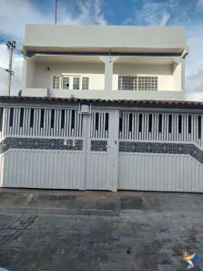 Sobrado com 4 Quartos à venda, 146m² no Samambaia Sul, Brasília