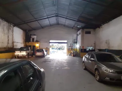 Galpão/Depósito/Armazém à venda, 600m² no Lourdes, Belo Horizonte
