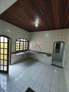 Casa com 3 Quartos para alugar, 104m² no Centro, Suzano