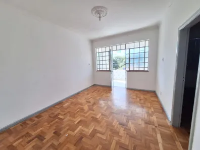 Casa com 3 Quartos para alugar, 110m² no Santa Tereza, Belo Horizonte