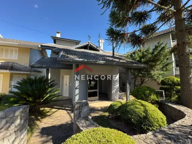 Casa de Condomínio com 3 Quartos à venda, 137m² no Planalto, Gramado