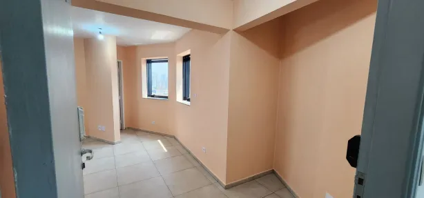 Sala Comercial para alugar, 110m² no Boqueirão, Santos