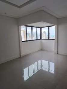 Apartamento com 3 Quartos para alugar, 118m² no Jardim Apipema, Salvador