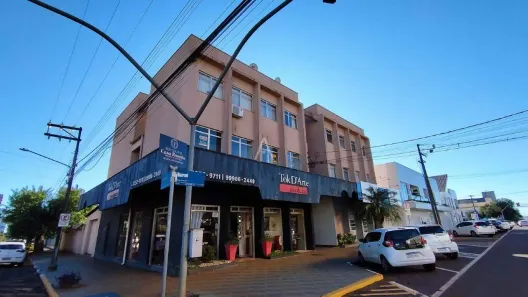 Apartamento com 3 Quartos para alugar, 91m² no Centro, Toledo