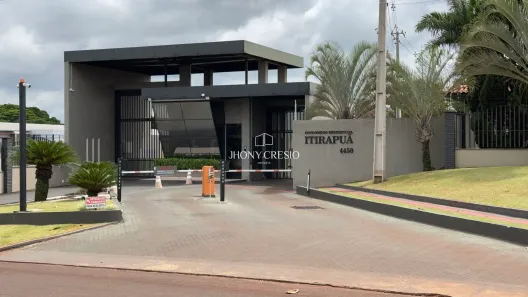 Casa de Condomínio com 3 Quartos para alugar, 261m² no Conjunto Habitacional Renato Ungari, Marialva
