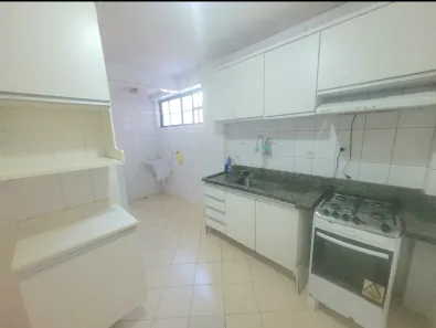 Apartamento com 3 Quartos para alugar, 98m² no Jardim Armação, Salvador