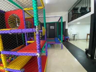 Ponto Comercial para alugar, 200m² no Diamante (Barreiro), Belo Horizonte