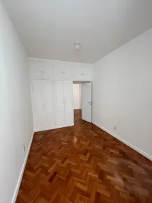 Apartamento com 2 Quartos para alugar, 75m² no Leme, Rio de Janeiro