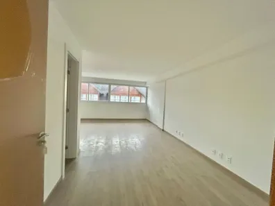 Sala Comercial à venda, 39m² no Centro, Gramado