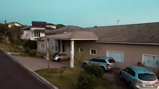Casa de Condomínio com 6 Quartos para venda ou aluguel, 747m² no Jardim Colina da Serra II (Jacaré), Cabreúva
