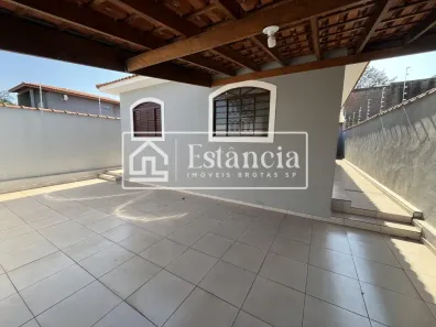 Casa com 4 Quartos à venda, 250m² no Planalto, Brotas