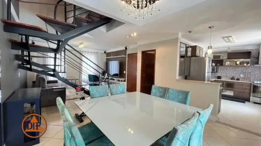 Casa de Condomínio com 3 Quartos para venda ou aluguel, 180m² no Jardim Hípica Pinheiro, Taubaté